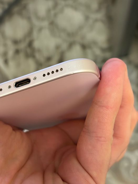 Apple iPhone 15 128 pink розовый