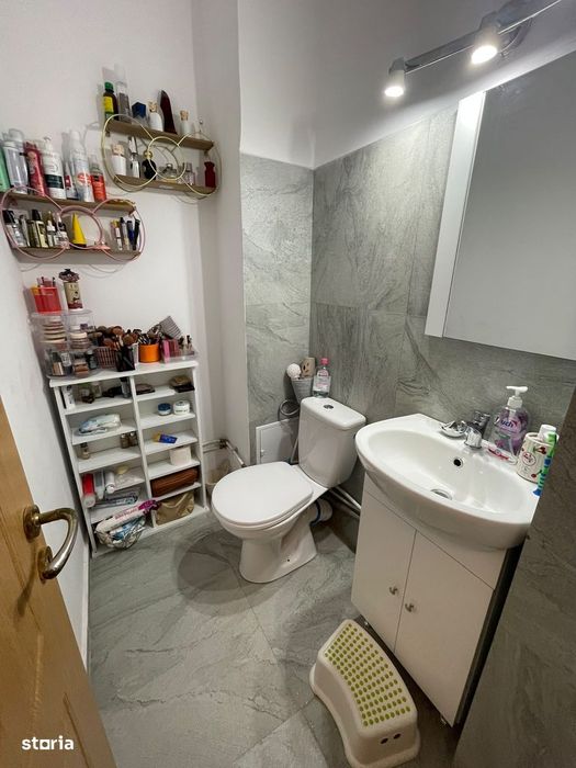 Ultracentral - 3 camere - 2 bai - etaj 3/4 - renovat + Boxa subsol