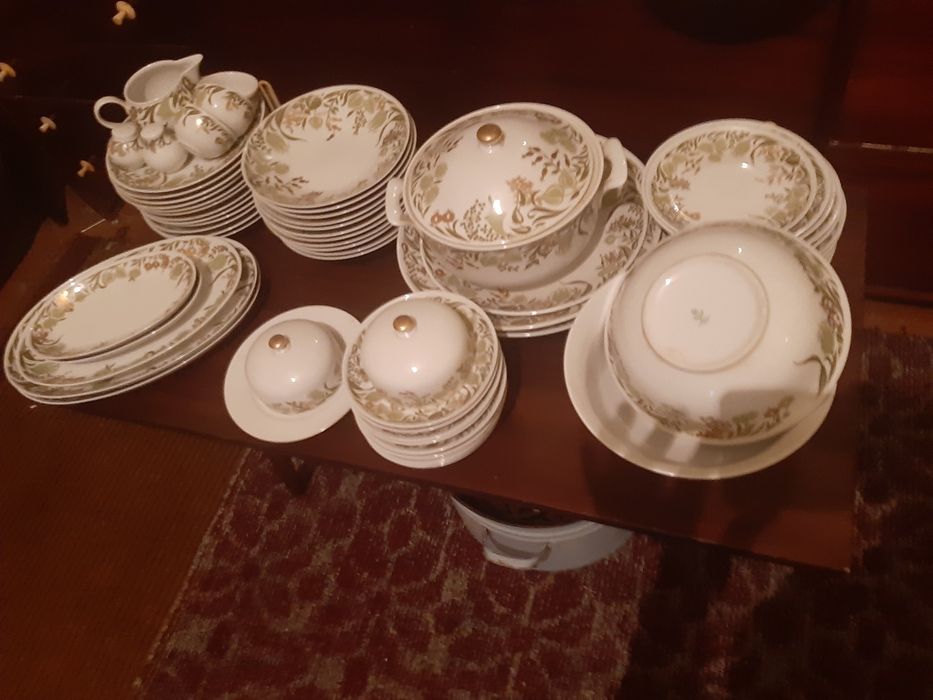 Набор посуды в отличном состоянии