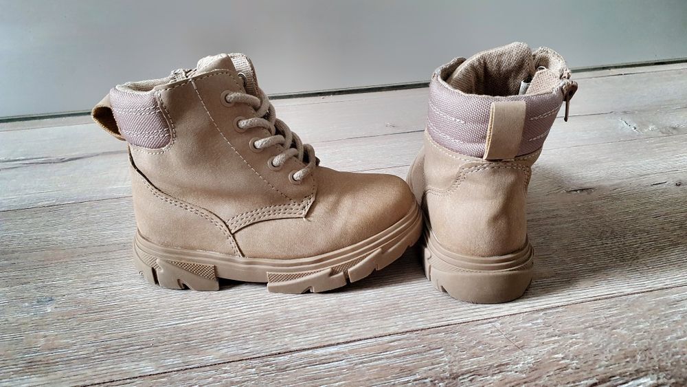 Ghete Zara marimea 23