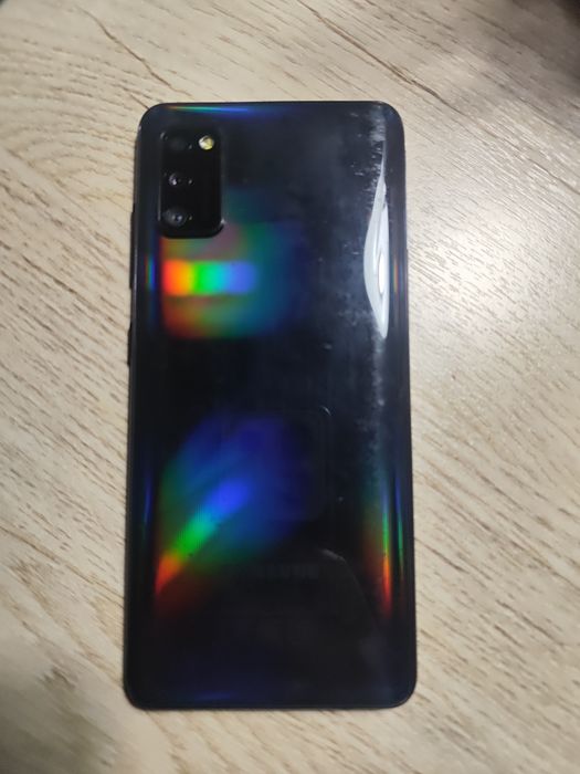 Samsung A41 телефон