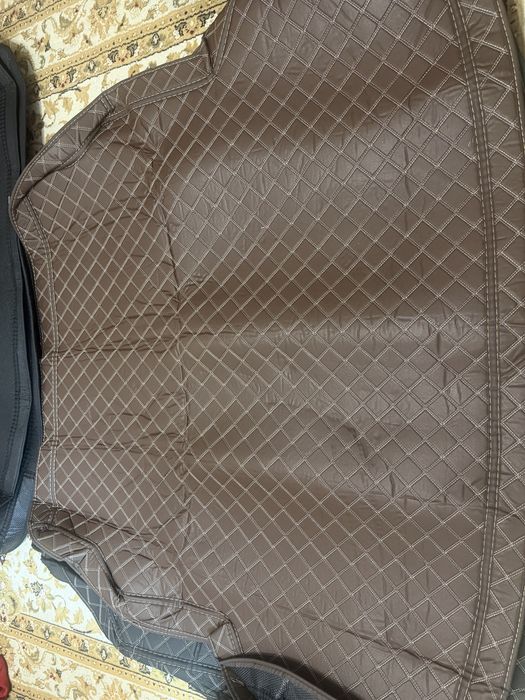 Полик в багажник Onix