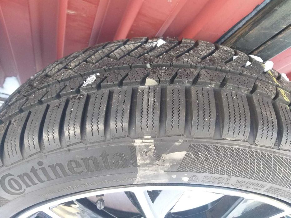 Set 4 Anvelope Iarna Continental WinterContact 245 45 R20  ci252