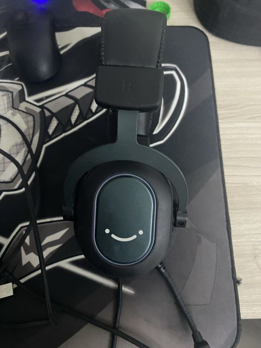 Продам наушники фифайн H6