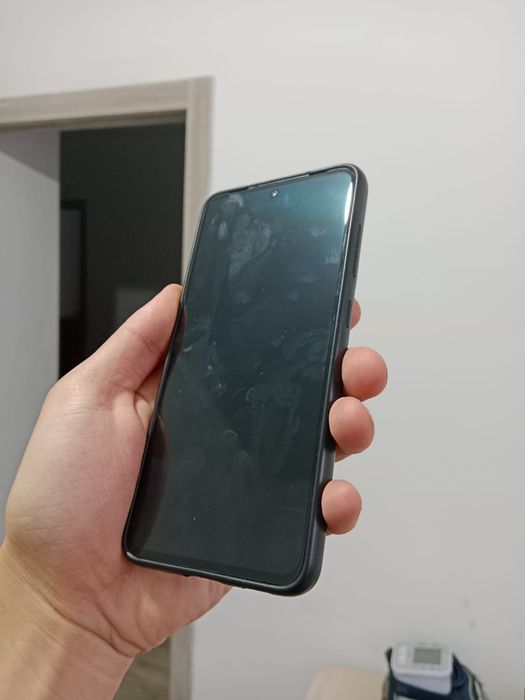 Обменяю Samsung S21 FE 128gb на IPhone