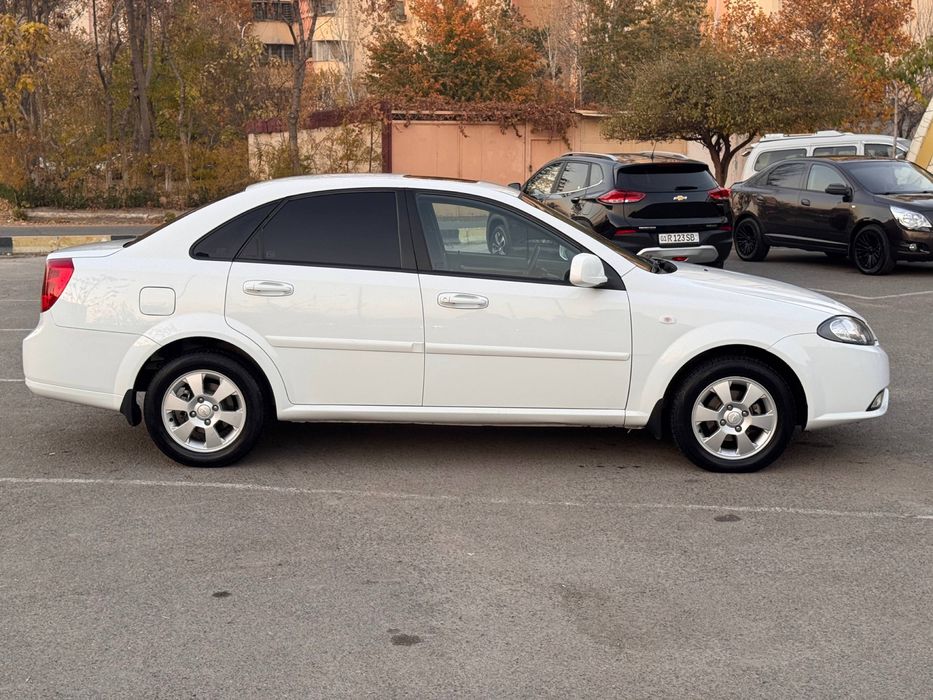 Jentra sotiladi zo’r xolatda ishi yo’q tayyor xolatda