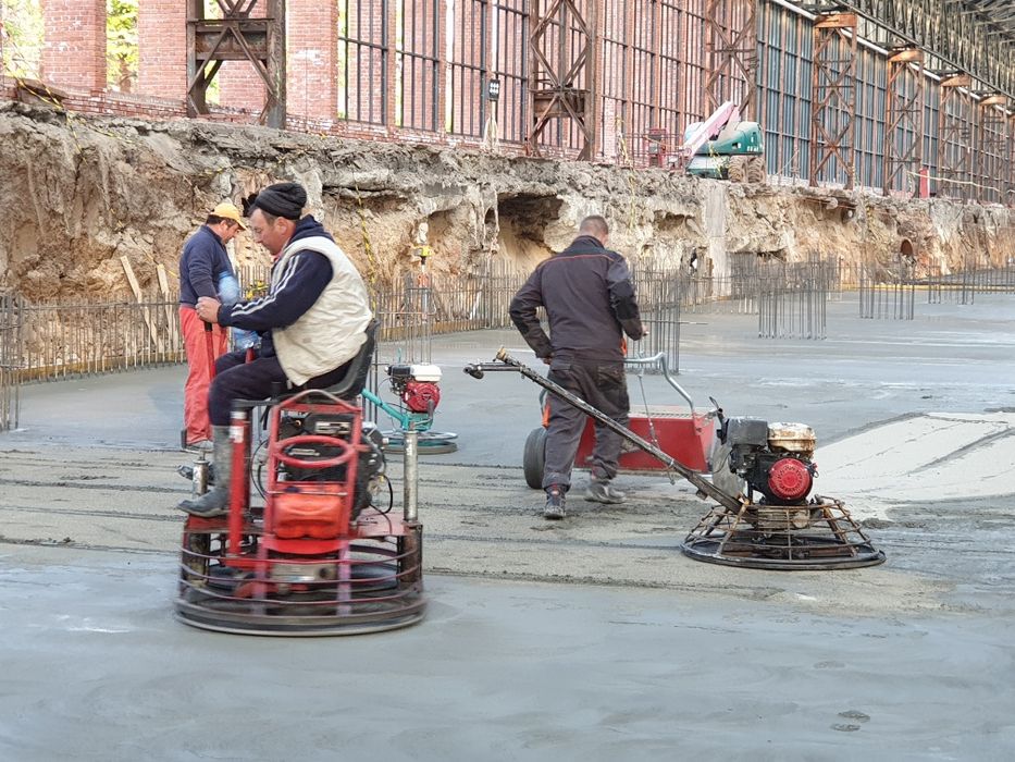 Turnari beton finisat cu elicopter si cuart, Șape beton - industriale