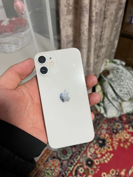 Продам Айфон 11 и Айфон 12 мини