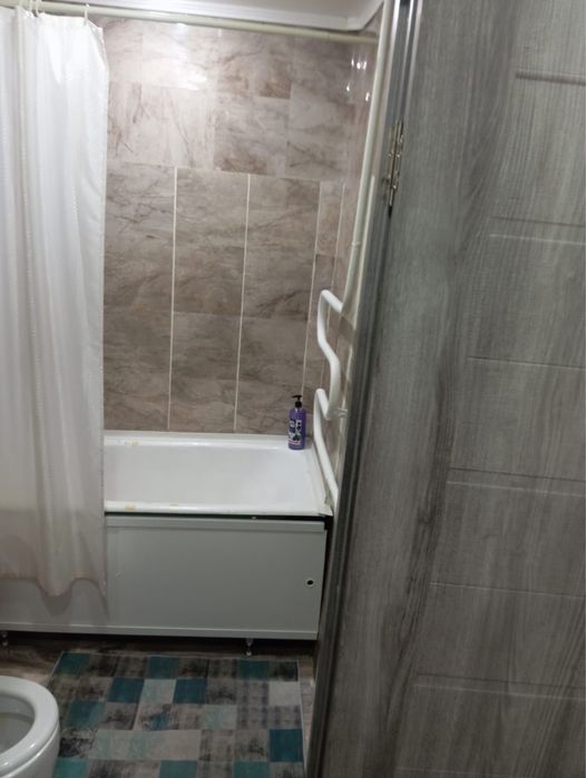 Сдается 1.5 по улице Бурова 21