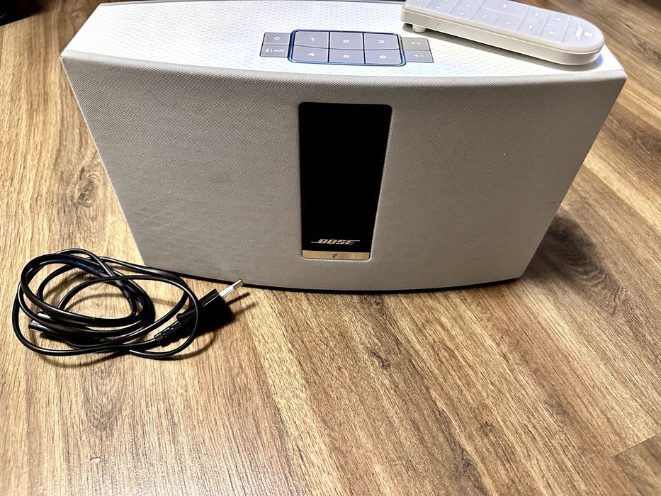 Bose SoundTouch 20 Series III – Безжична Hi-Fi система (Bluetooth & Wi-Fi)