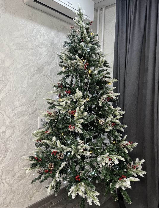 Ёлка гирлянда в подарок