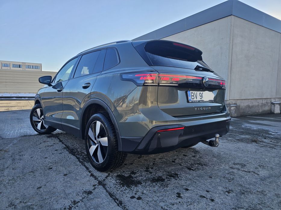 VOLKSWAGEN Tiguan 2025 — imagine 18