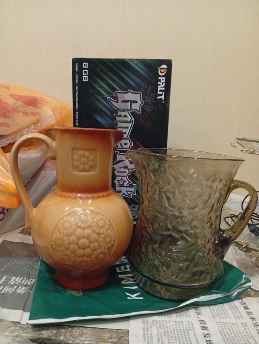 Банки 2 л по 60тг  Юг