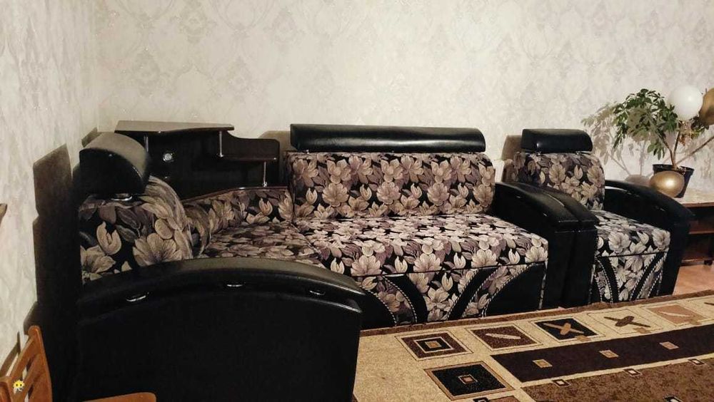 Продам угловой диван