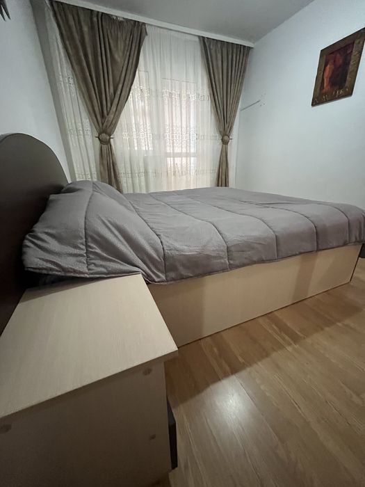 Apartament 2 camere Moinesti (ultracentral)-proprietar