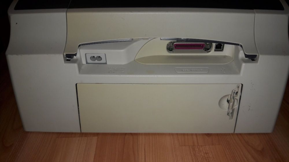 Vand imprimanta HP 3820