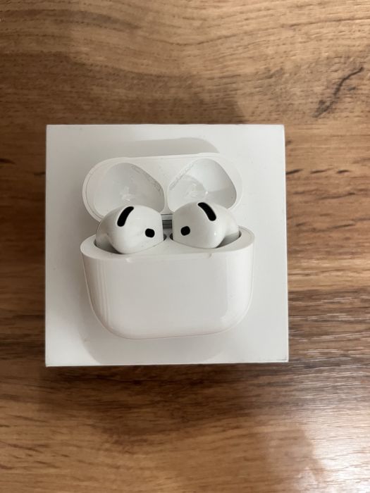 Наушники air pods 4