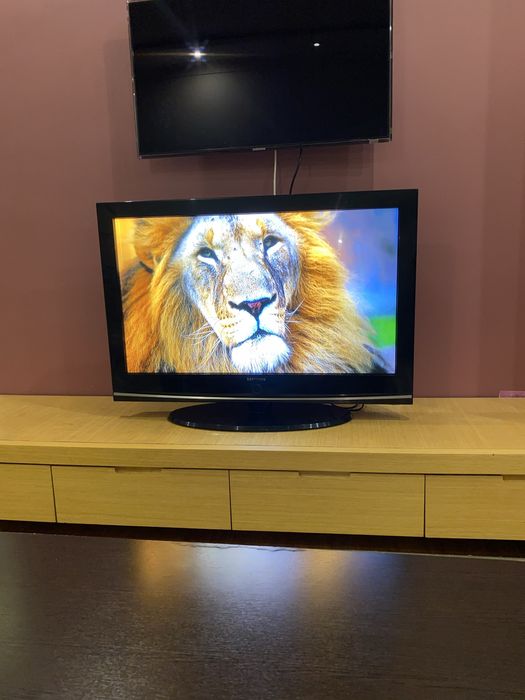 Телевизор Самсунг.