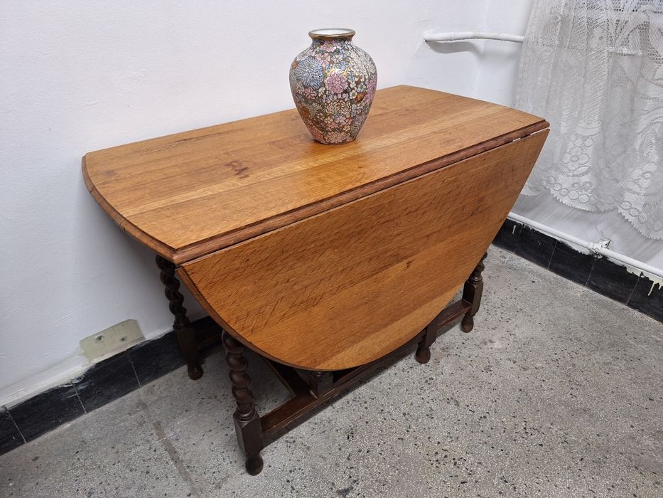 Маса  за трапезария разтегателна