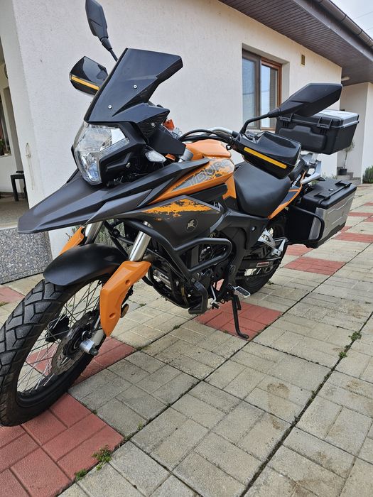 Motocicleta Romet adv 250