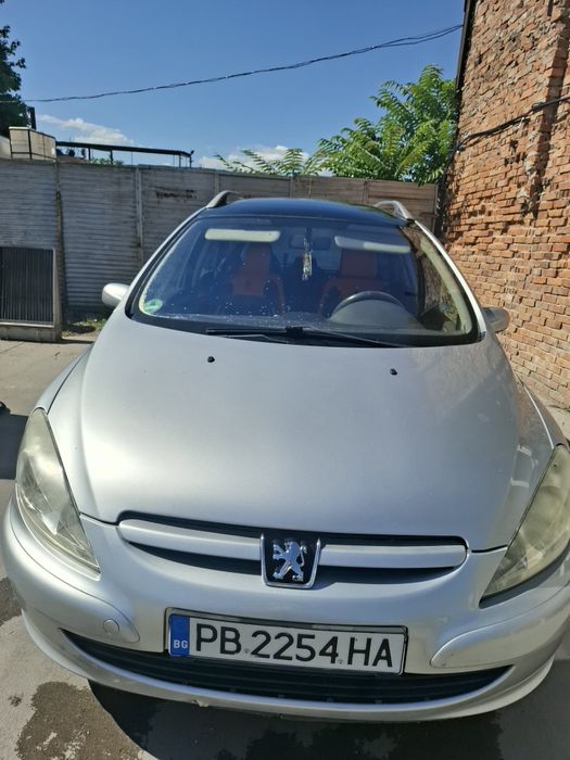 Автомобил Пежо 307 SW