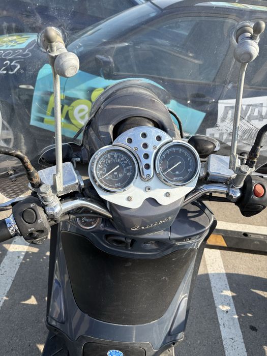 Продавам Piaggio bevarly 500