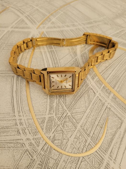 Casio LTP-V007G-9E золотые