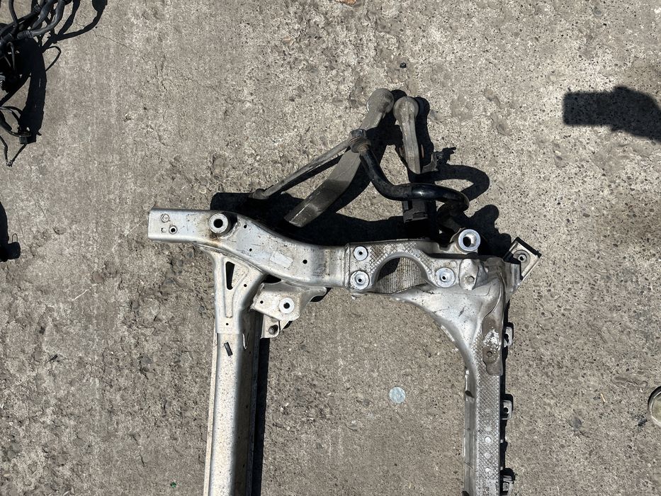 Jug fata / Cadru motor Mercedes C W205 GLC C253 X253 4Matic