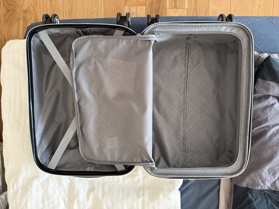 Чисто нов Samsonite куфар