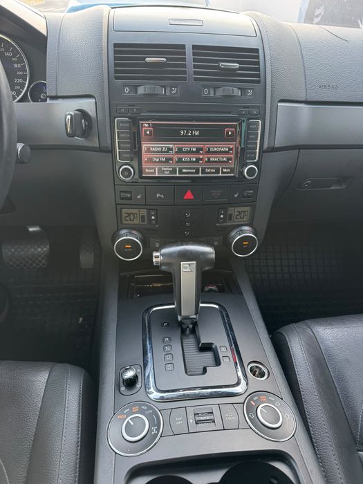 VW Touareg 3.0 V6 TDI 240CP 4x4 Automat Suspensie Pneumatică 2008