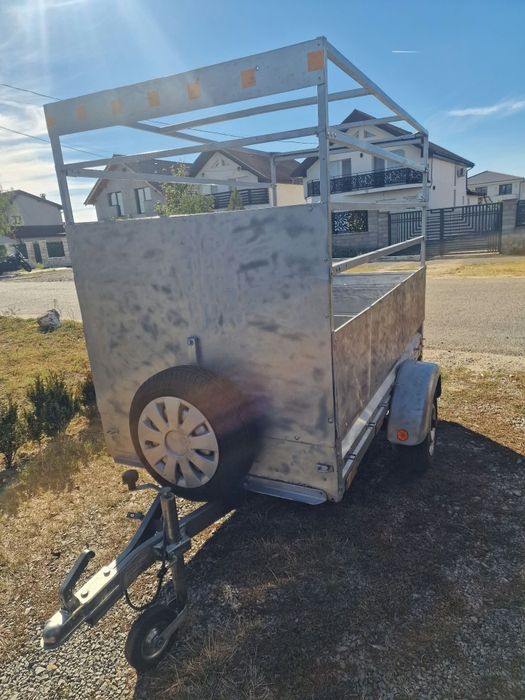 Remorcă 750  Kg înmatriculată
