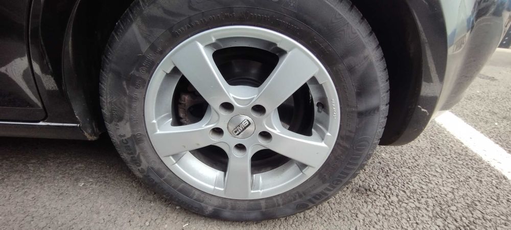 Jante aliaj și roti pe 15