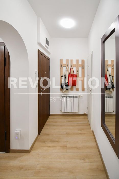 Дава се под наем Четиристаен апартамент в София, Център - 130 кв.м за 1350 € - Снимка #14