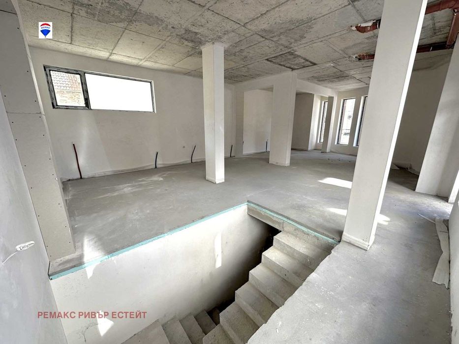 Продава се Магазин в Русе, Център - 134 кв.м за 836 €/кв.м - Снимка #3