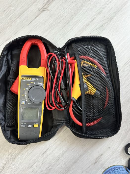 Fluke 376 FC Clamp Meter