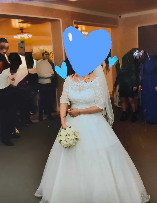 Vand rochie de mireasă