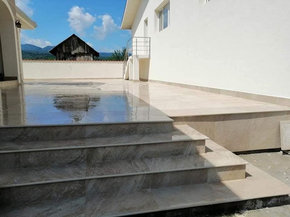 Renovări finisaje construcții