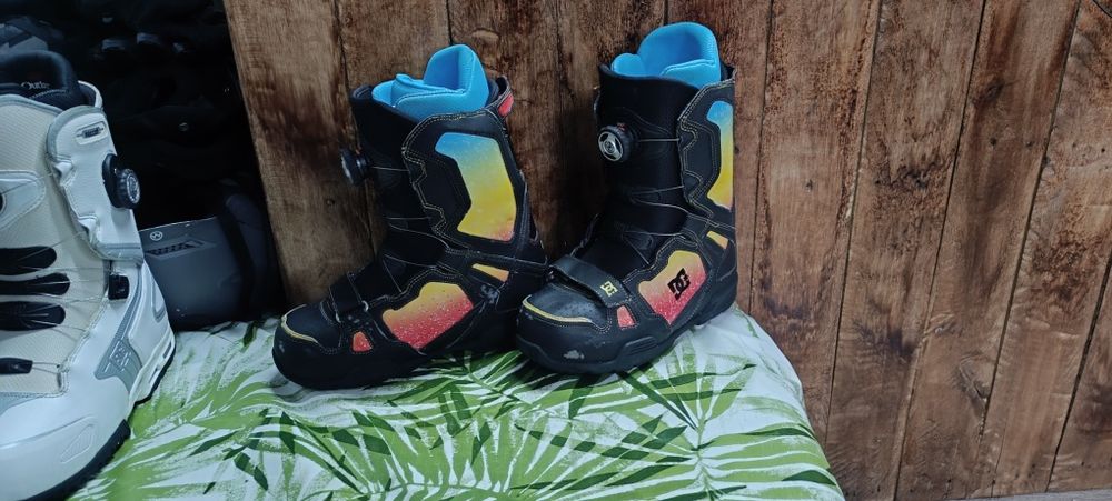 Ботинки для сноуборда DC 40-42 размер .