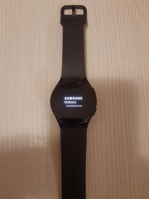 Samsung watch 5 impecabil! Trimit prin olx cu verificare!