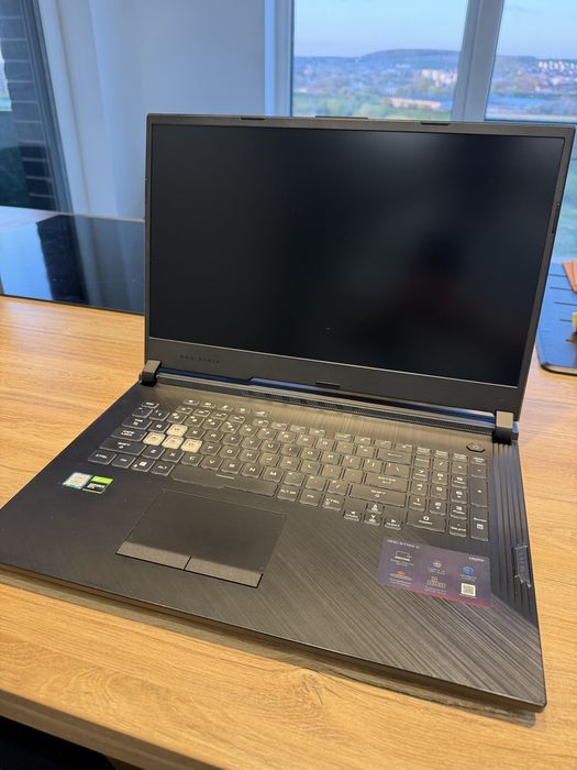 Laptop Gaming Asus Rog Strix G731GT