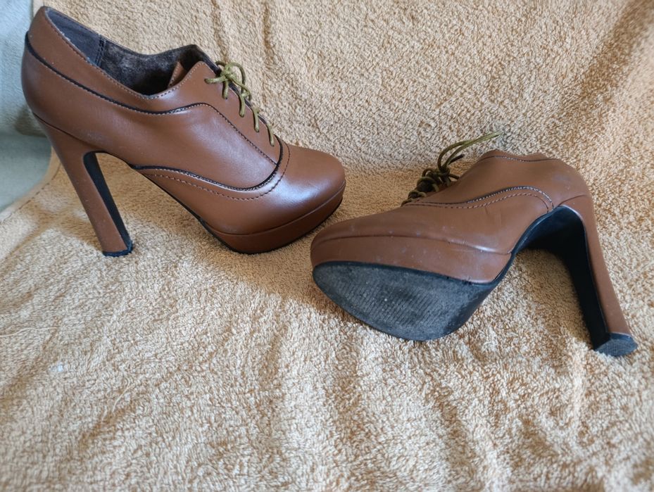 Разгружаю шкаф с обувью