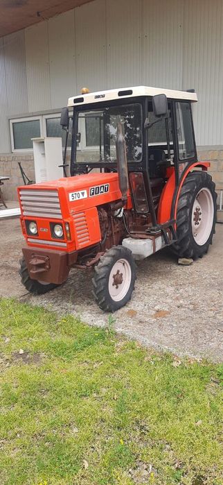 Tractor Fiat 570