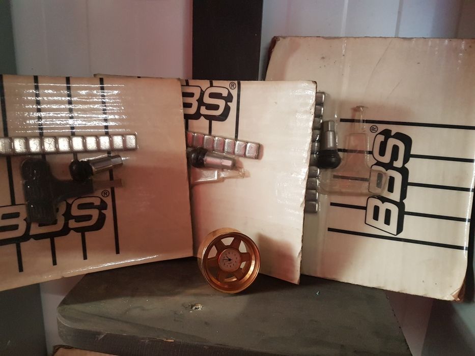 Оригинални BBS болтове, вентили, центриращи втулки