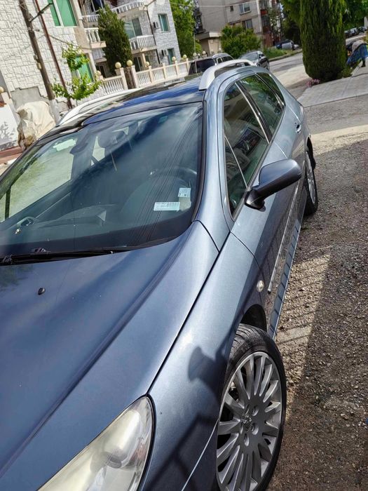 Пежо 407 на части.