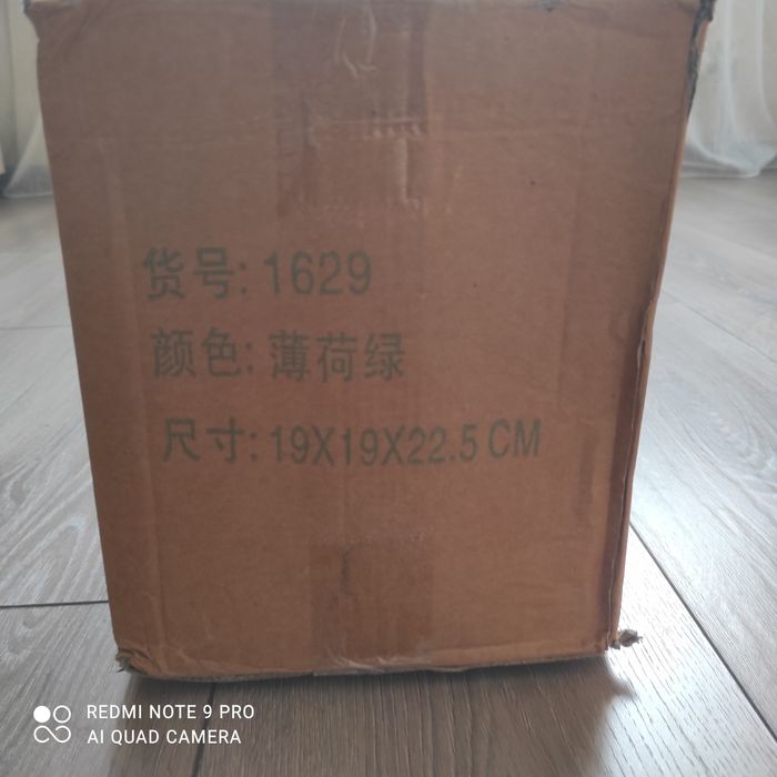 Продам подставку под ножи