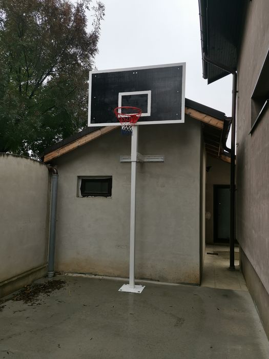 Cos de baschet pentru exterior