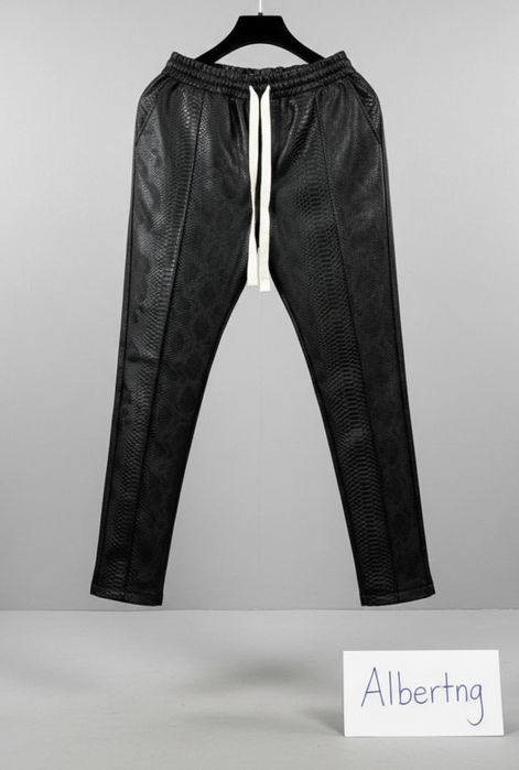 Compleu Piele Șarpe Calitate Superioară