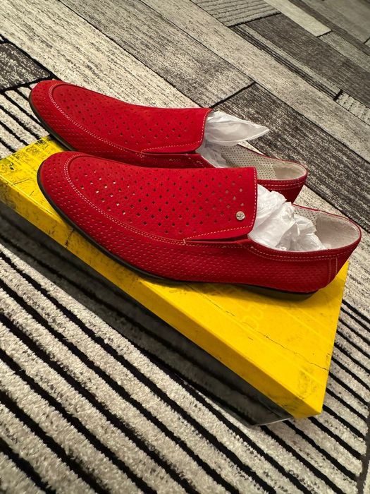 Продам Новую обувь