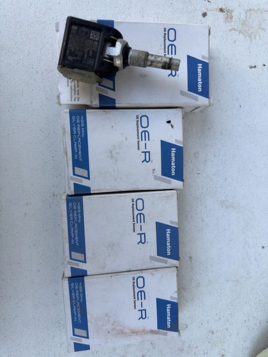 Vand 4 buc senzori de Presiune