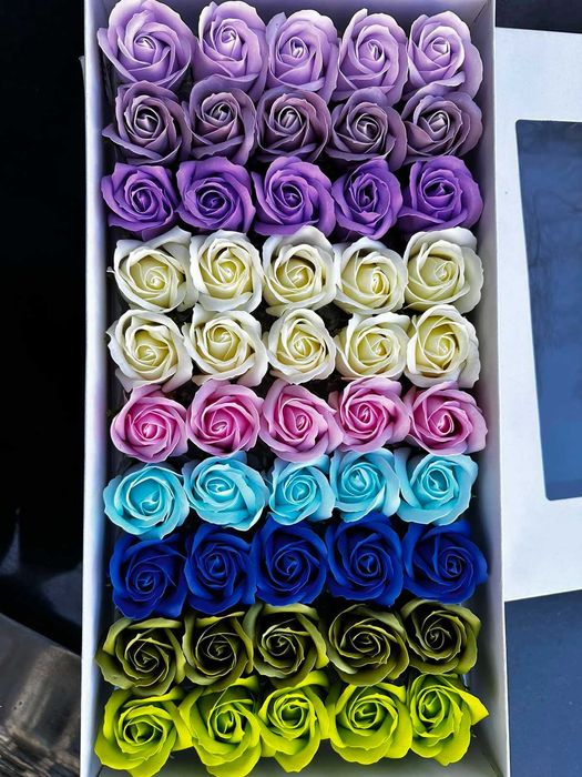 ПРОМОЦИЯ! Сапунени рози 50 броя в кутия